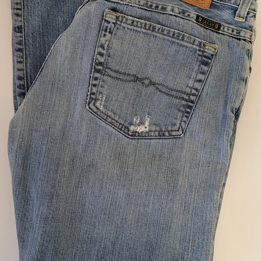 Lucky Brand Blue Straight Leg Jeans with Timeless Style - Picture 2 of 8